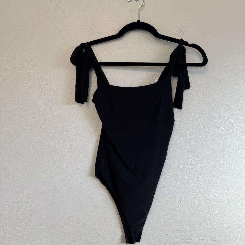 Nasty Gal Bow Detail Bodysuit Size 4